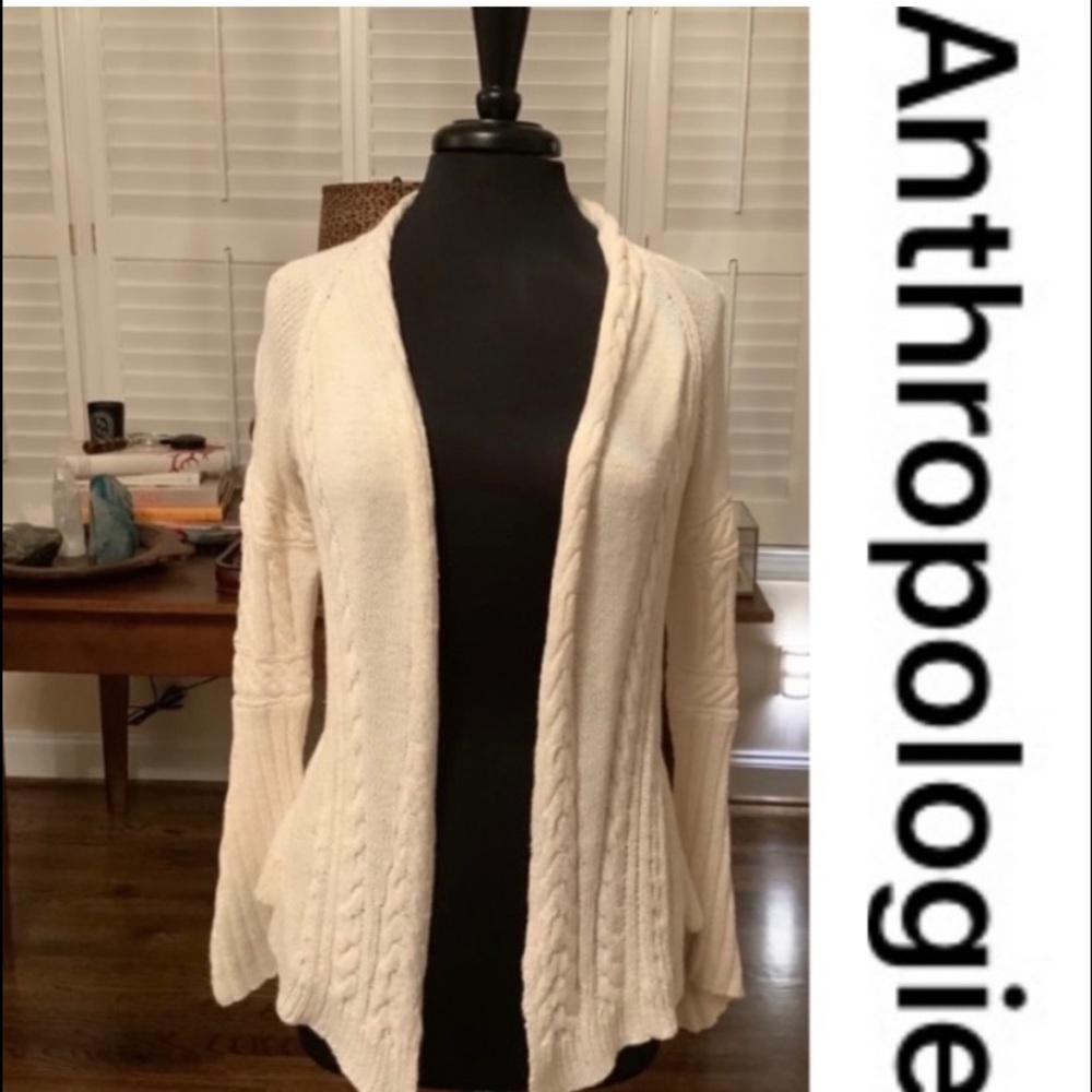 100% Colton Sweater M